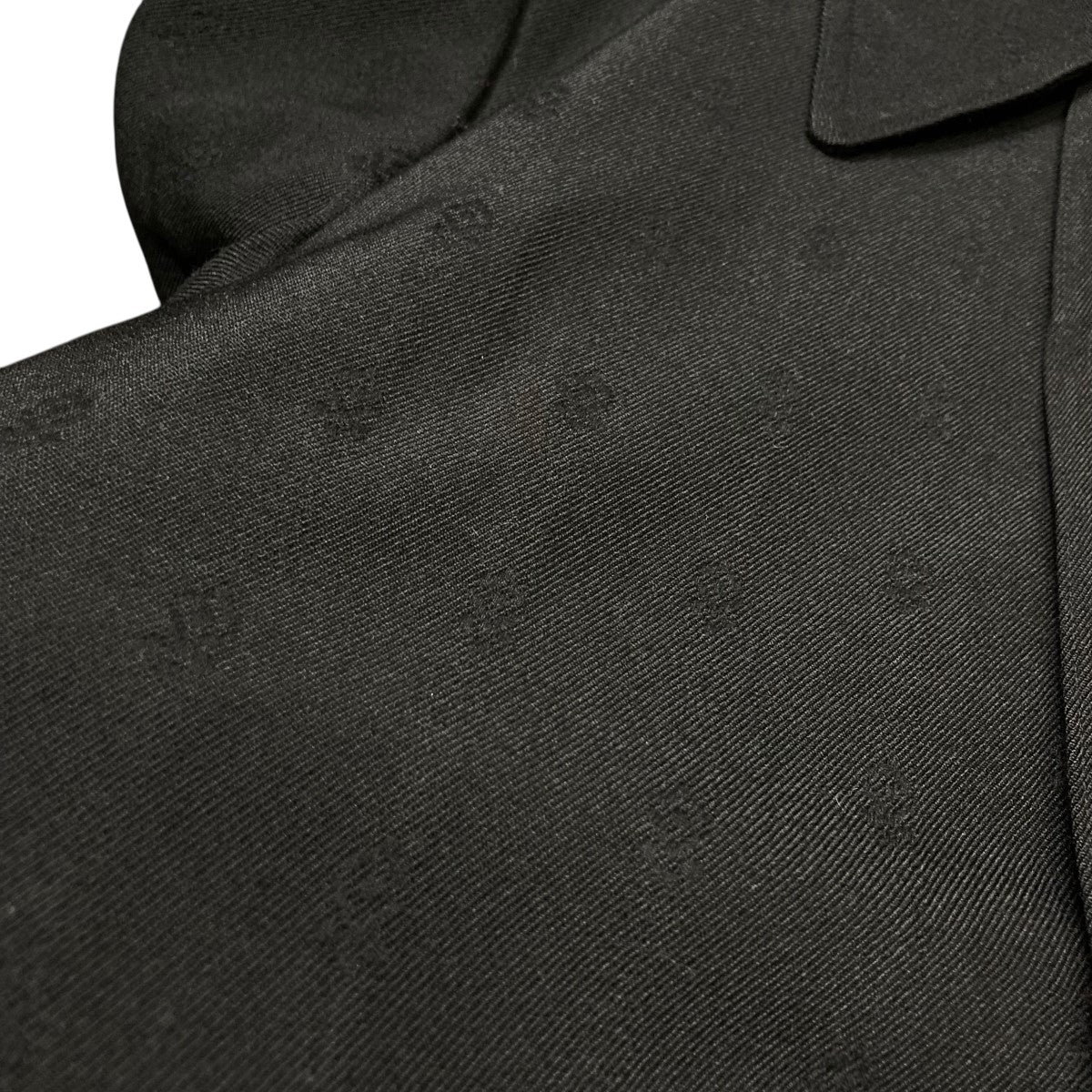 COMME des GARCONS(コムデギャルソン) 総柄コート ブラック サイズ M