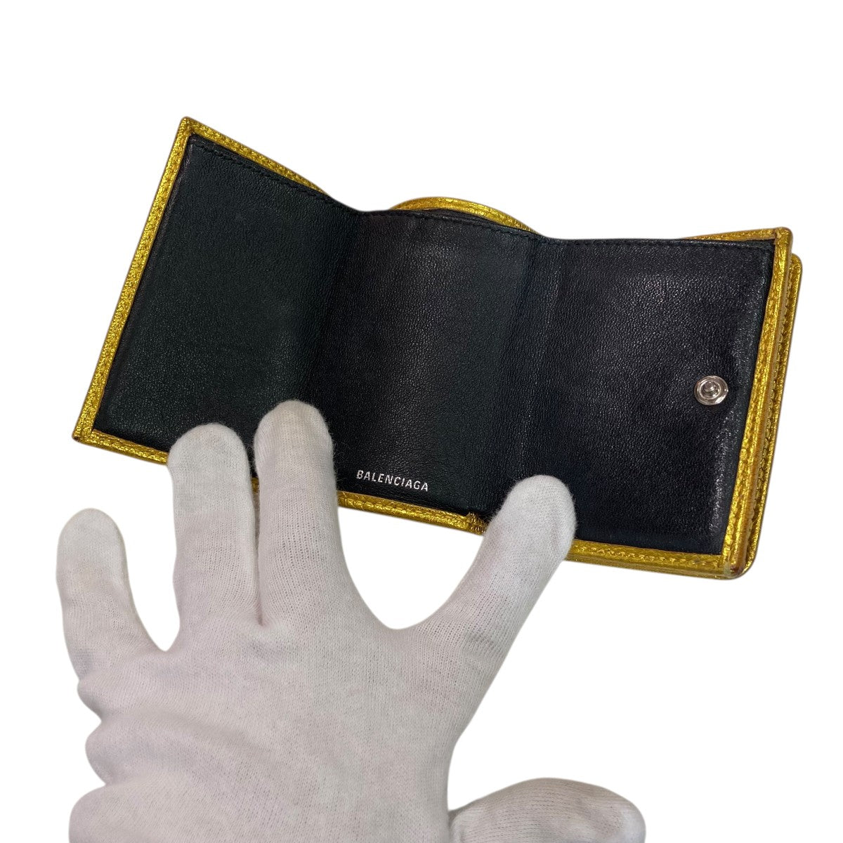三つ折り財布551921