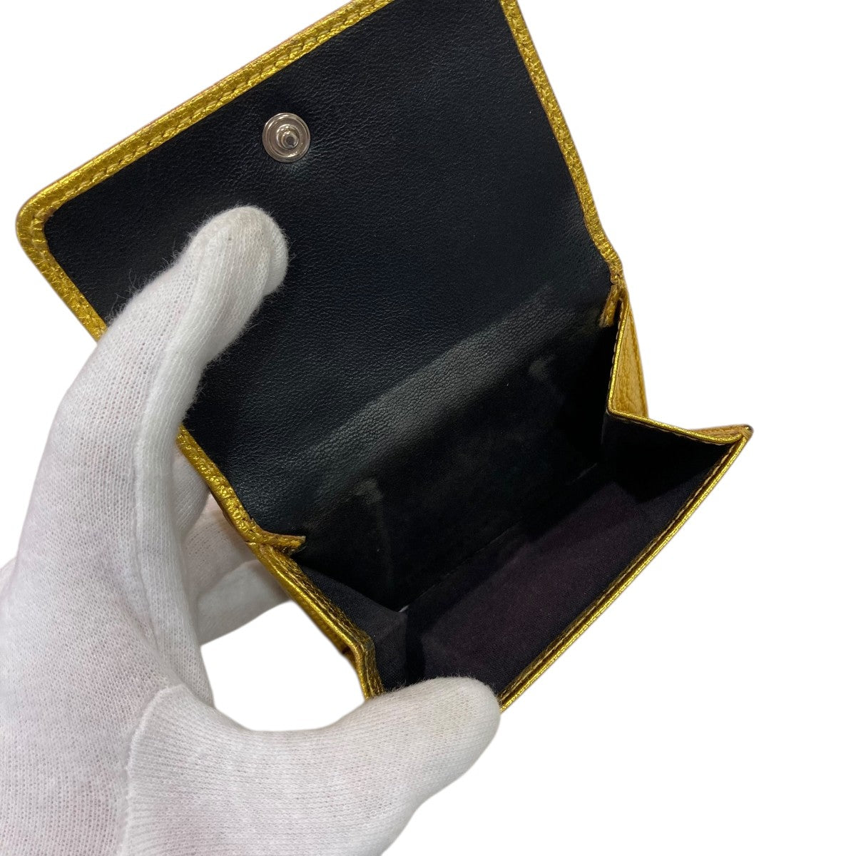 三つ折り財布551921