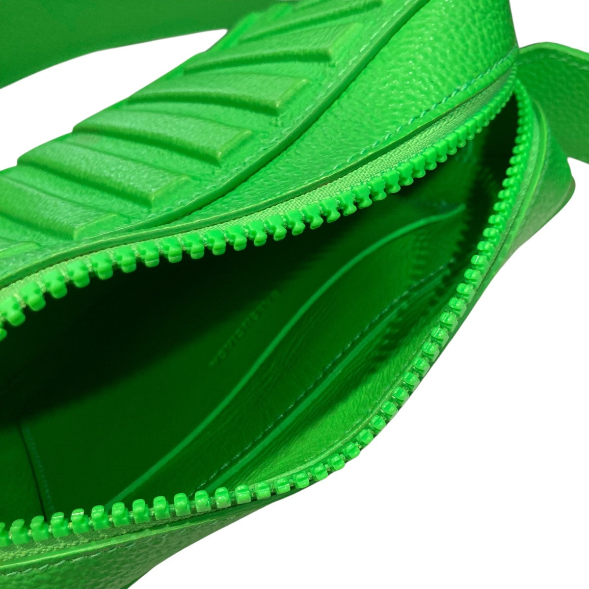 BALENCIAGA(バレンシアガ) CAR CAMERA BAGミニショルダーバッグ 693542