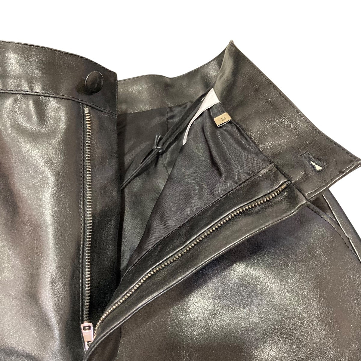 未使用グッチ GUCCIレザーパンツ 革パンツ 48 黒色 ブラック 羊革 楽天市場】gucci レザー パンツの通販