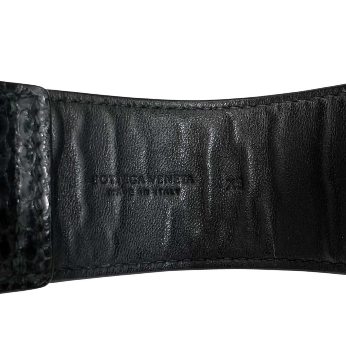BOTTEGA VENETA(ボッテガヴェネタ) パイソンレザーブレスレット