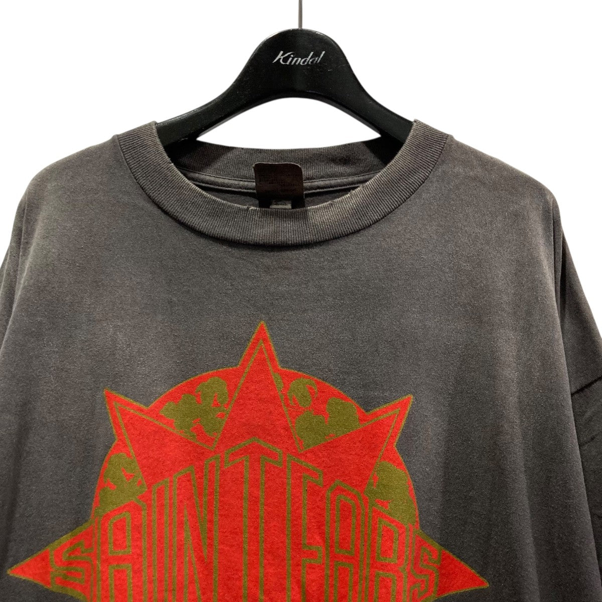 SAINT TEARS ダークグレー Tシャツ DENIM TEARS(デニムティアーズ) 商品ページ - BLACK MARY SAINT