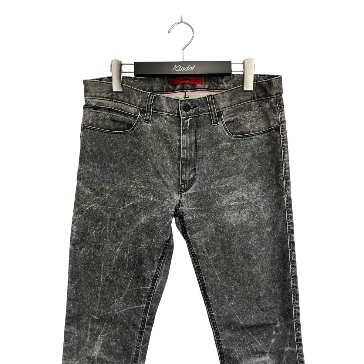 Skinny Fit Coated Denimデニムパンツ4021420639836
