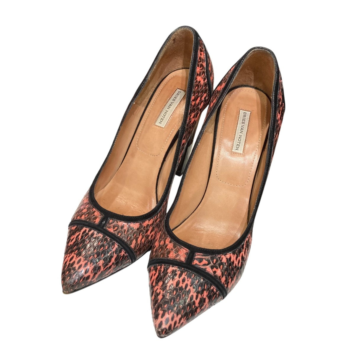 【美品】DRIES VAN NOTEN ドリスヴァンノッテン パンプス 黒 37 DRIES VAN NOTEN(ドリスヴァンノッテン) パイソンパンプス