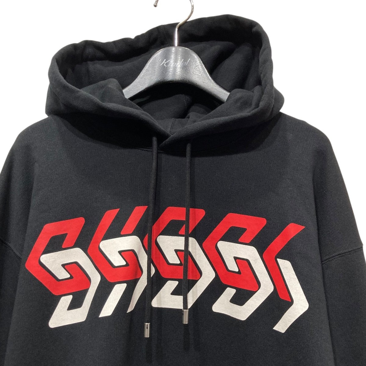 GUCCI(グッチ) ミラーロゴプリントプルオーバーパーカー681210 681210