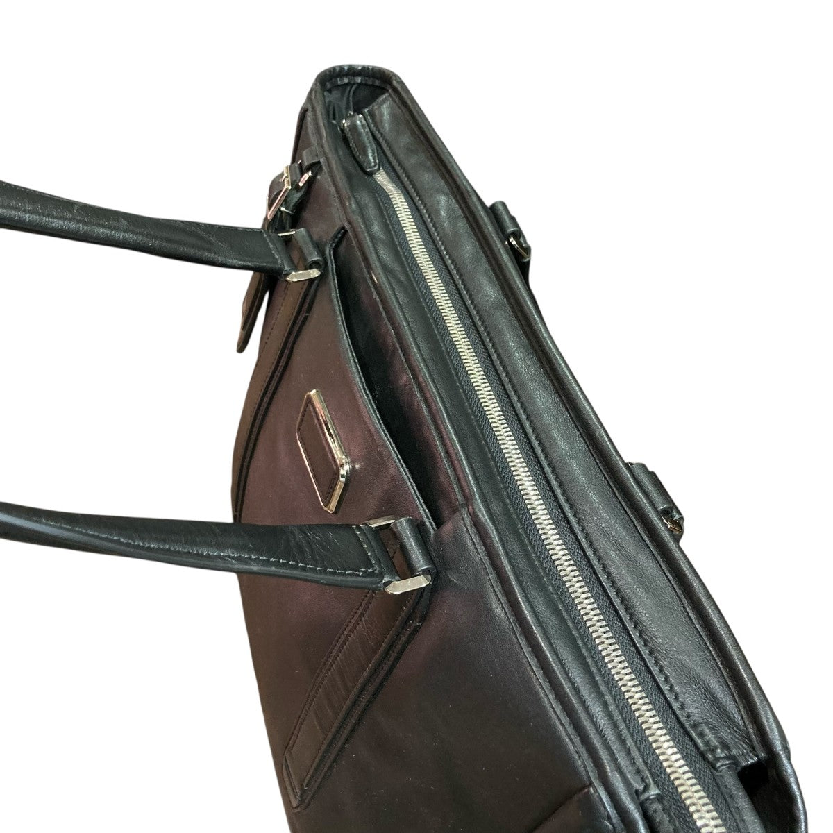 TUMI(トゥミ) ノース・サウス・トートレザートートバッグ 139250
