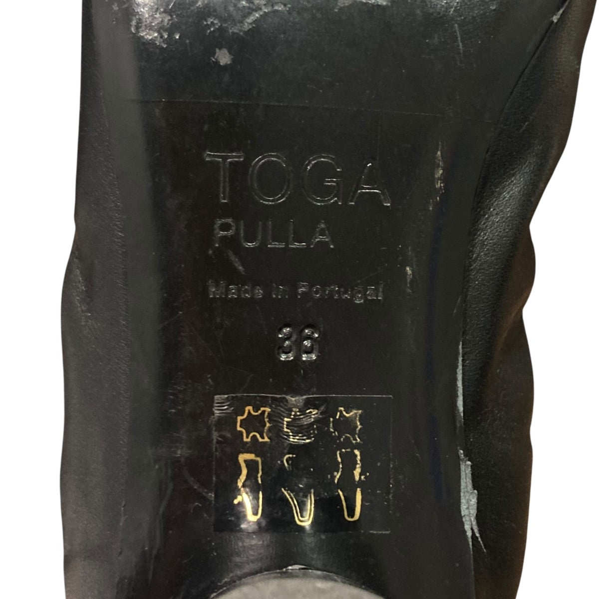 【新品・未使用】TOGA トーガ アンクルストラップパンプス 黒 38 TOGA PULLA(トーガプルラ) メタルスタッズアンクルストラップ