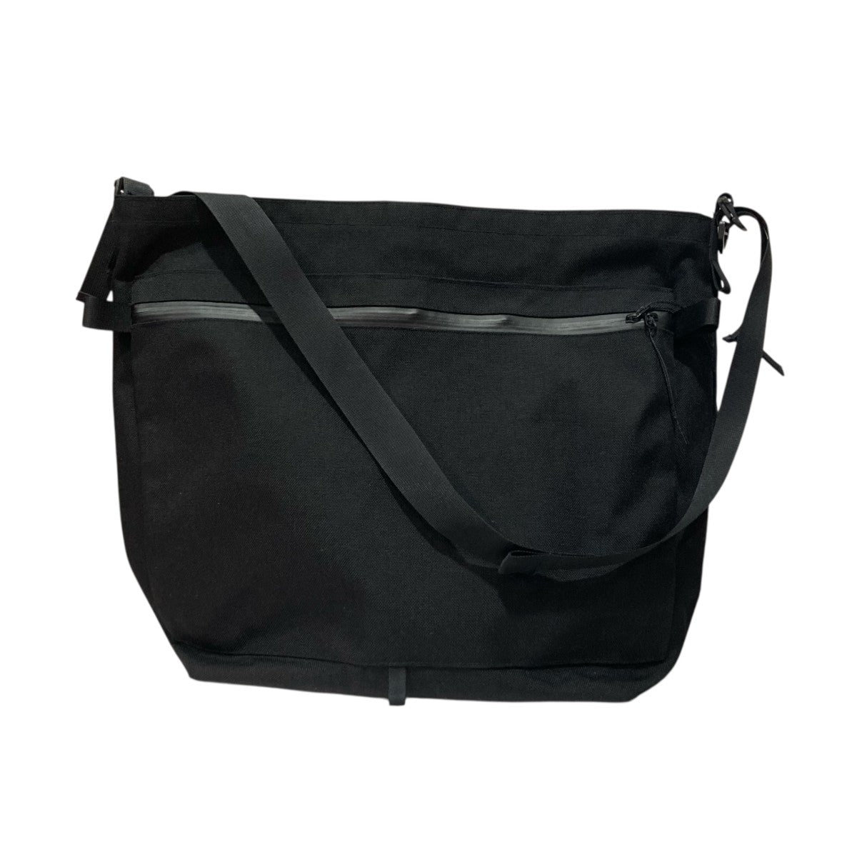 極美品　OLDGAP Tactical Shoulder Bag ブラウン 極美品 OLDGAP Tactical Shoulder Bag ブラウン