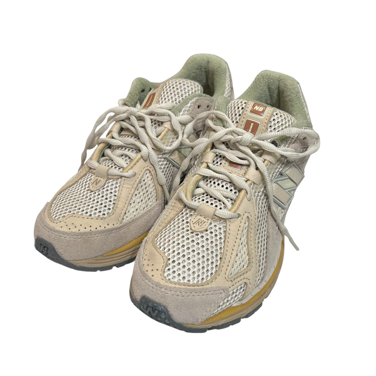 新品未使用　auralee new balance スニーカー オーラリー×ニューバランス新作が登場、3種のレザーをアッパーに採用