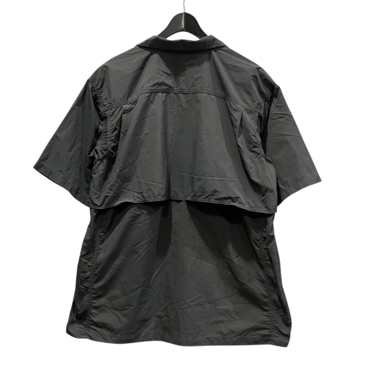 半袖ナイロンシャツ