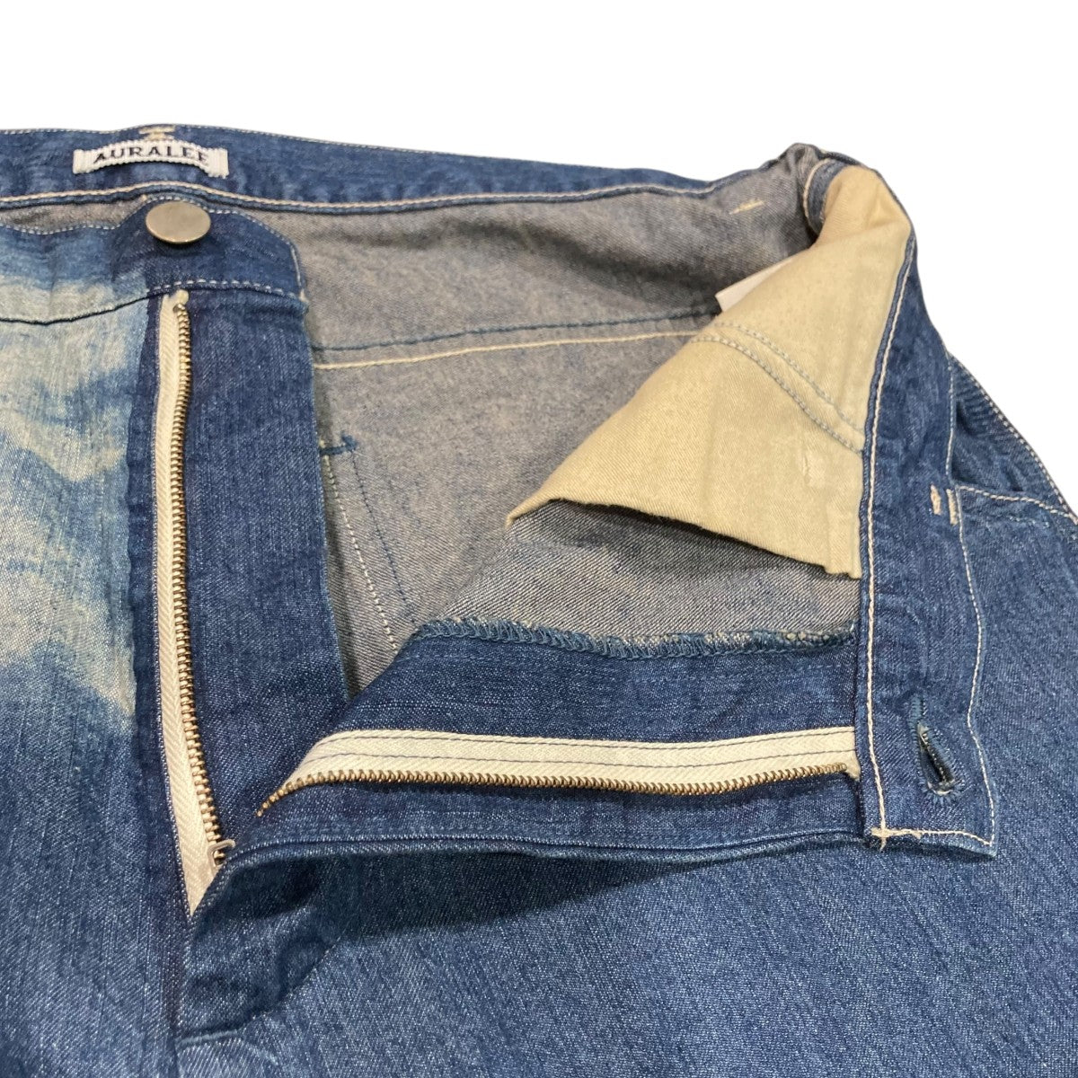 AURALEE SUN FADE BLEACH LIGHT DENIM PANTSフェード加工デニムパンツA21SP02PD 古着・中古-3枚目のアイテム画像