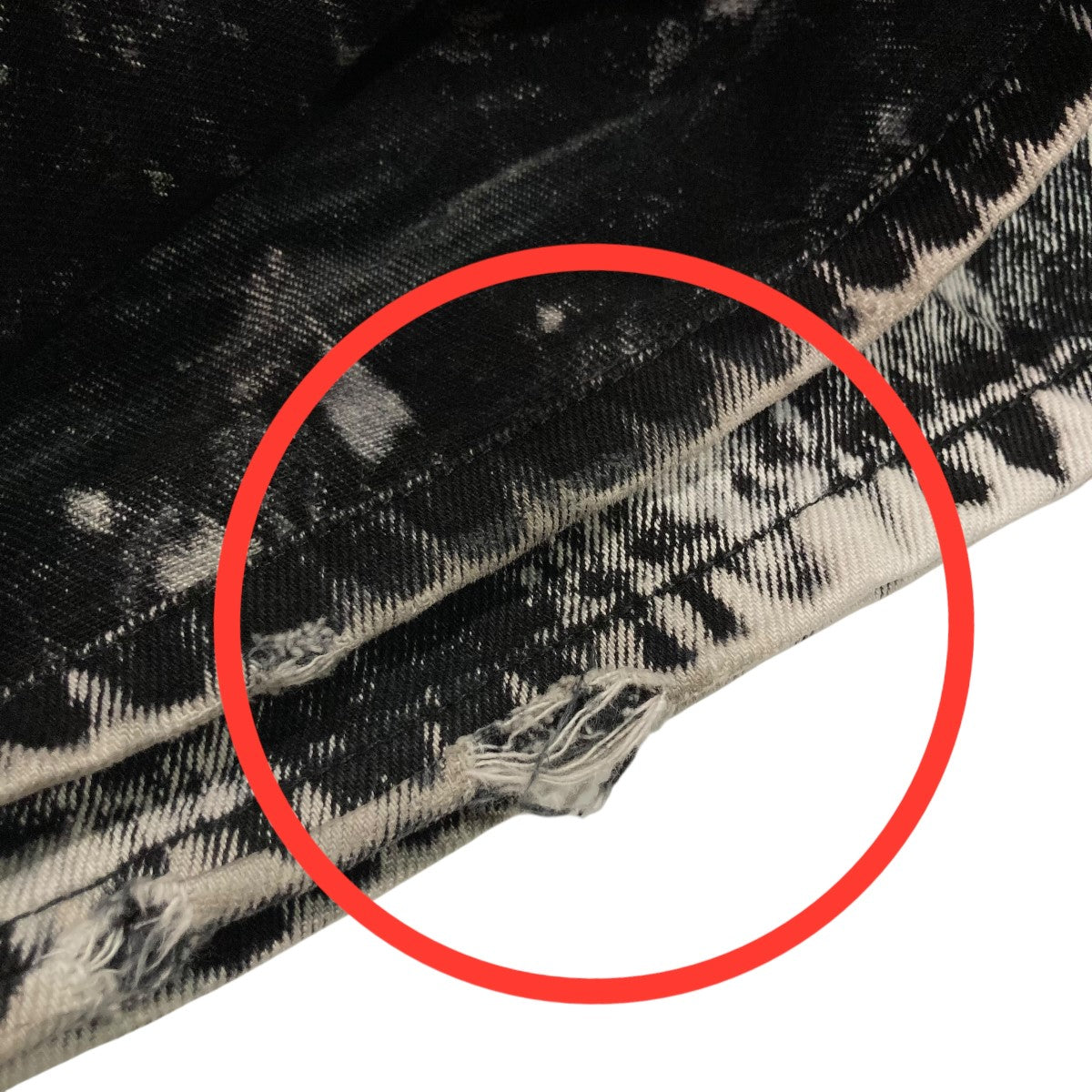 DRIES VAN NOTEN ブラックデニム DRIES VAN NOTEN(ドリスヴァンノッテン) デニムパンツ ブラック