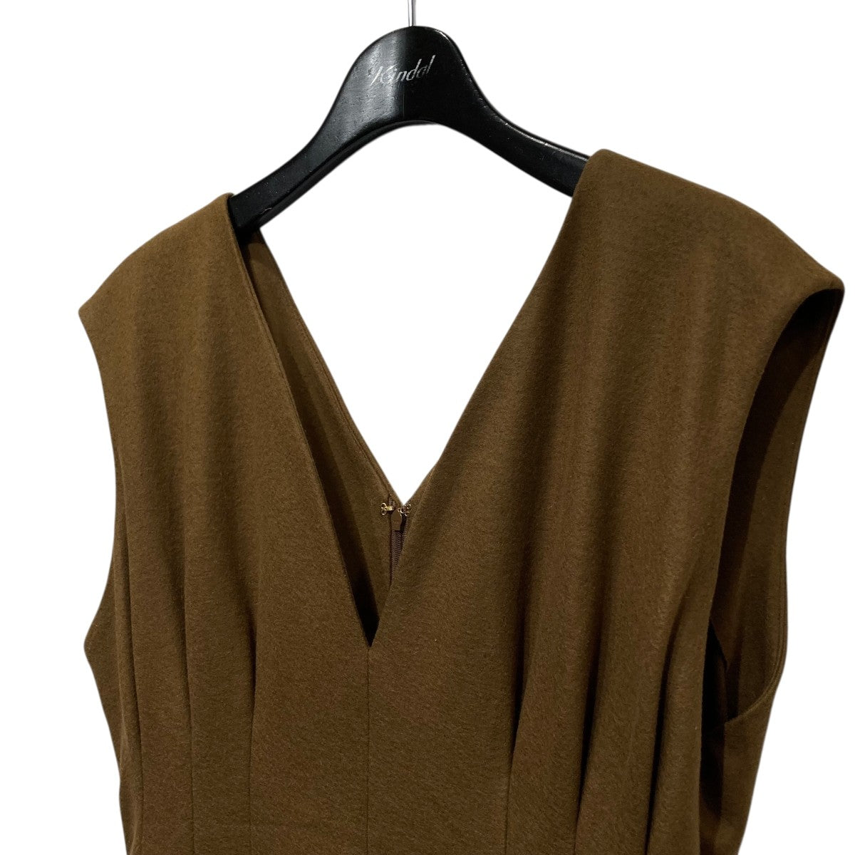 22AWV-Neck Tucked Wool DressノースリーブワンピースMM22PF-DR720