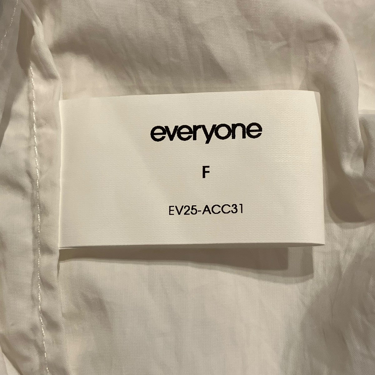 everyone nylon kinchaku pouch ホワイト everyone(エブリワン) Nylon Kinchaku pouchナイロンポーチ FEV25