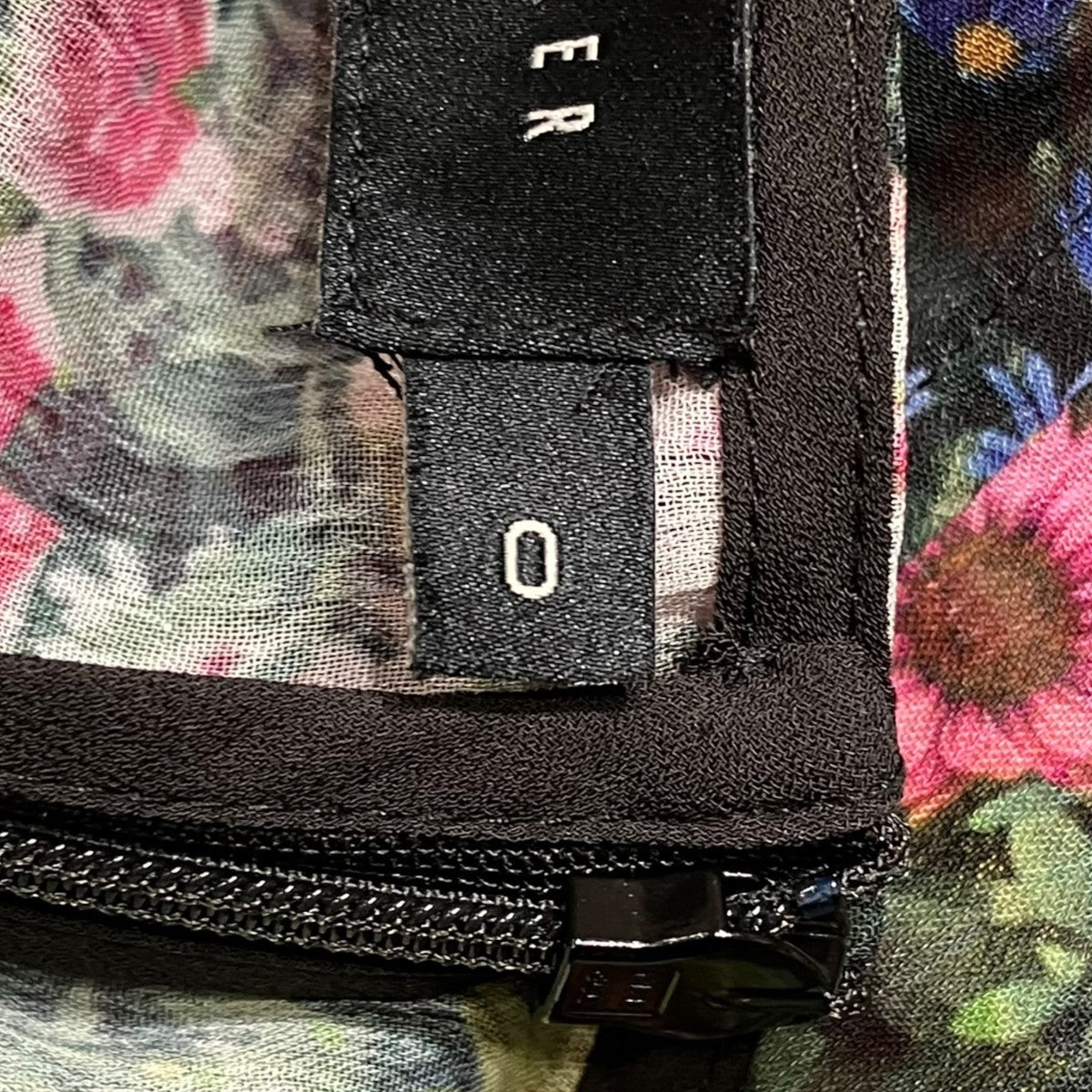 TED BAKER 花柄ノースリーブワンピース 古着・中古-5枚目のアイテム画像
