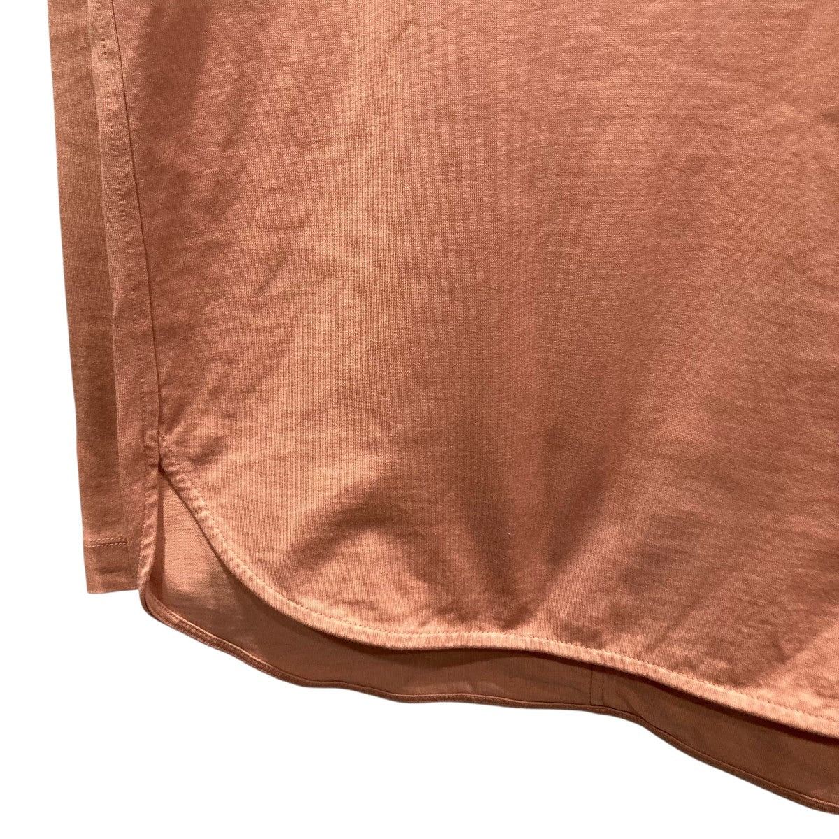 長袖Tシャツ