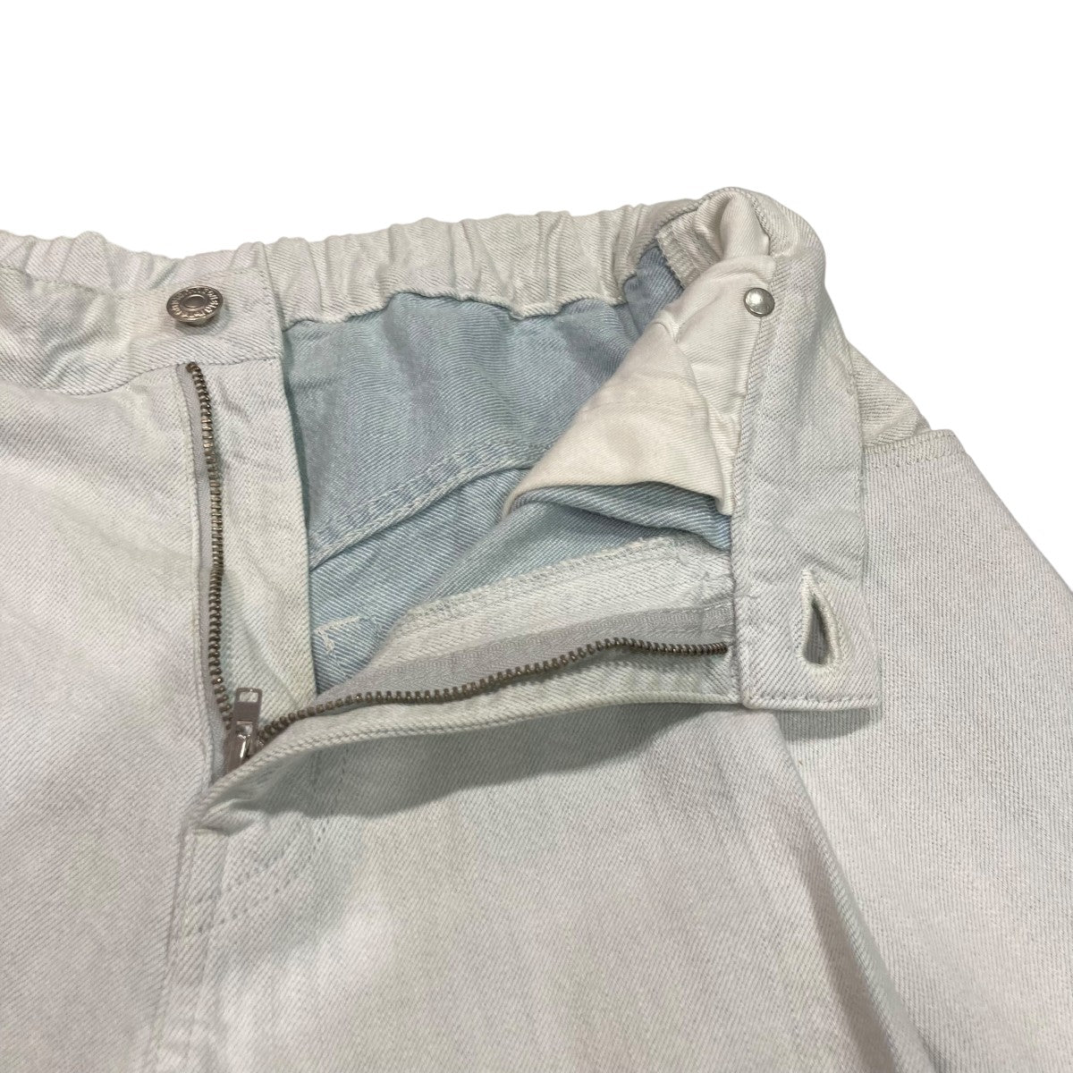 未使用EFFE BEAMS NEON カメリア　パンツ NEON SIGN(ネオンサイン) Albinism wide denim slacksワイドデニム