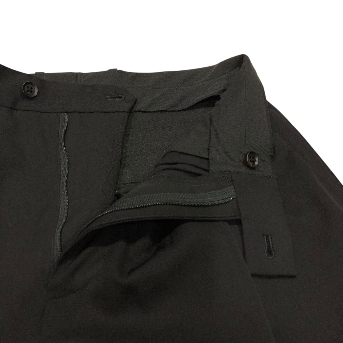 WIDE TAPERED TROUSERSワイドテーパードスラックスST.506