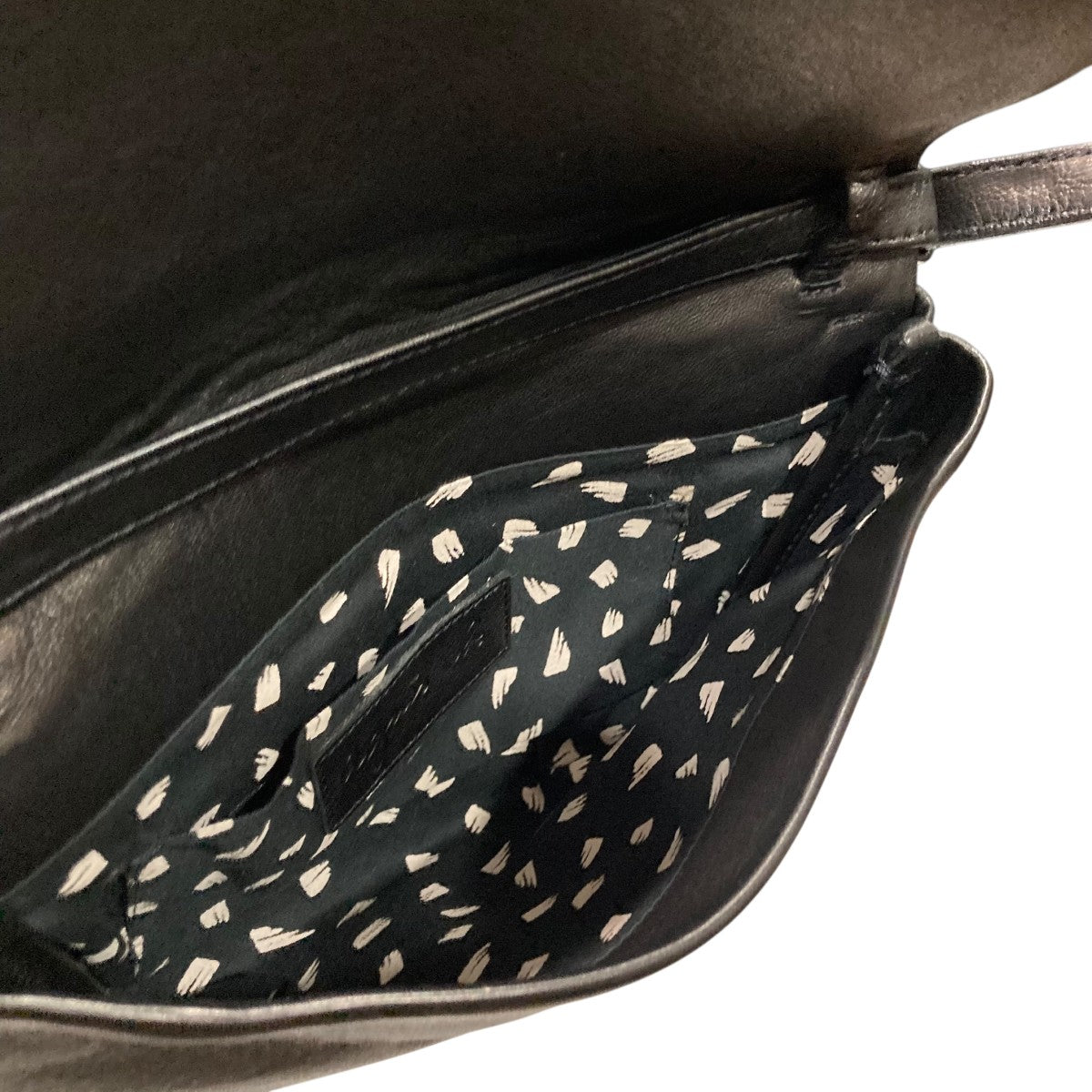 agnes b(アニエスベー) レザーショルダーバッグ ブラック｜【公式