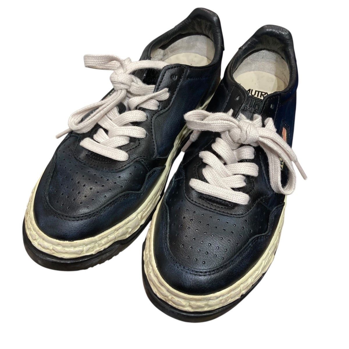 MIHARA YASUHIRO×AUTRY ヴィンテージ加工スニーカー 古着・中古-1枚目のアイテム画像
