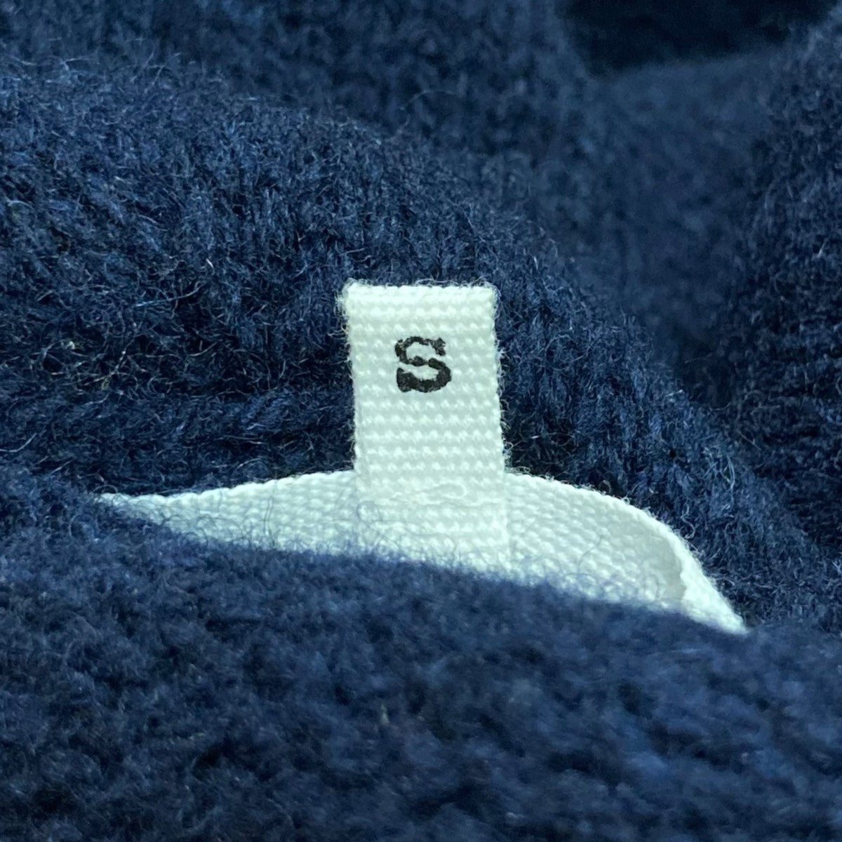 Maison Margiela(メゾンマルジェラ) エルボーパッチVネックニット