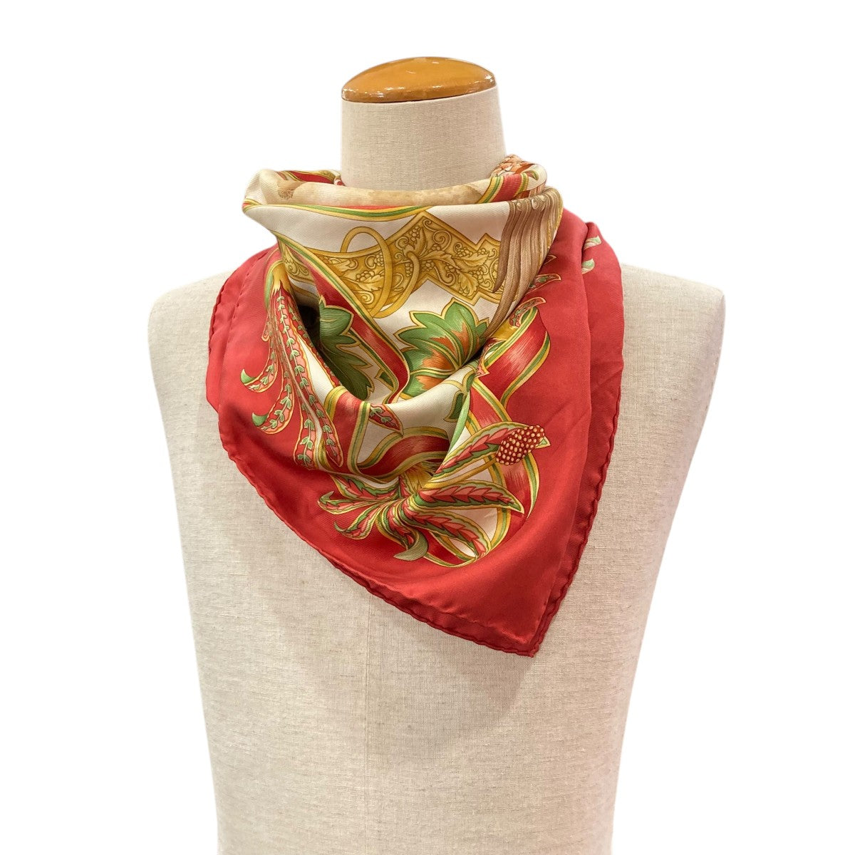 シルクスカーフ