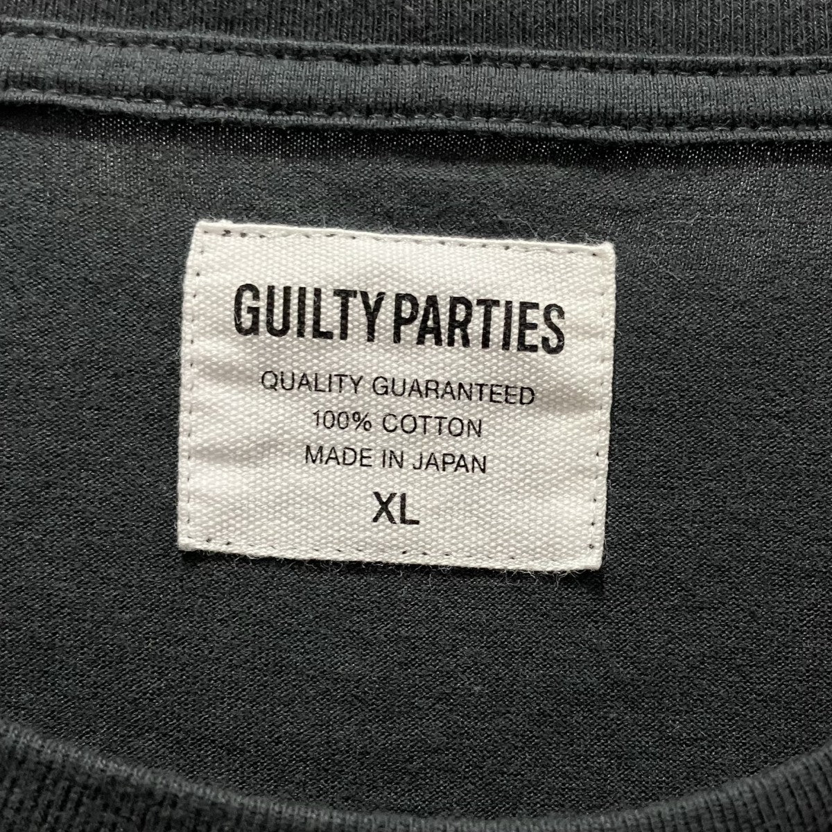 半袖ロゴTシャツ