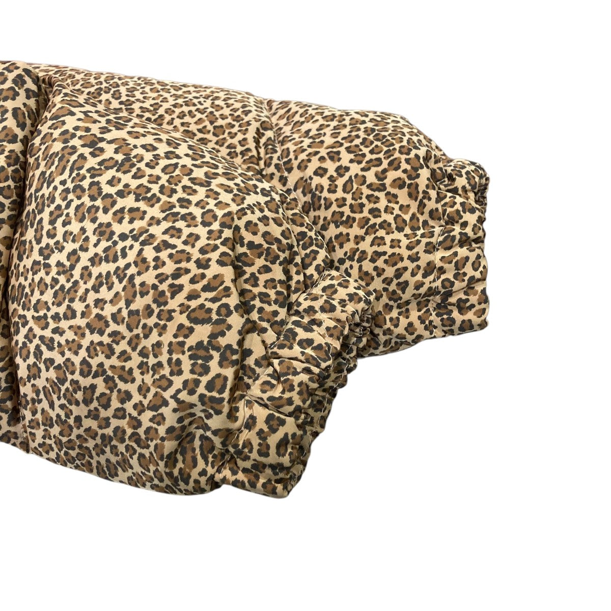 BOTTEGA VENETA(ボッテガヴェネタ) レオパードパファージャケット