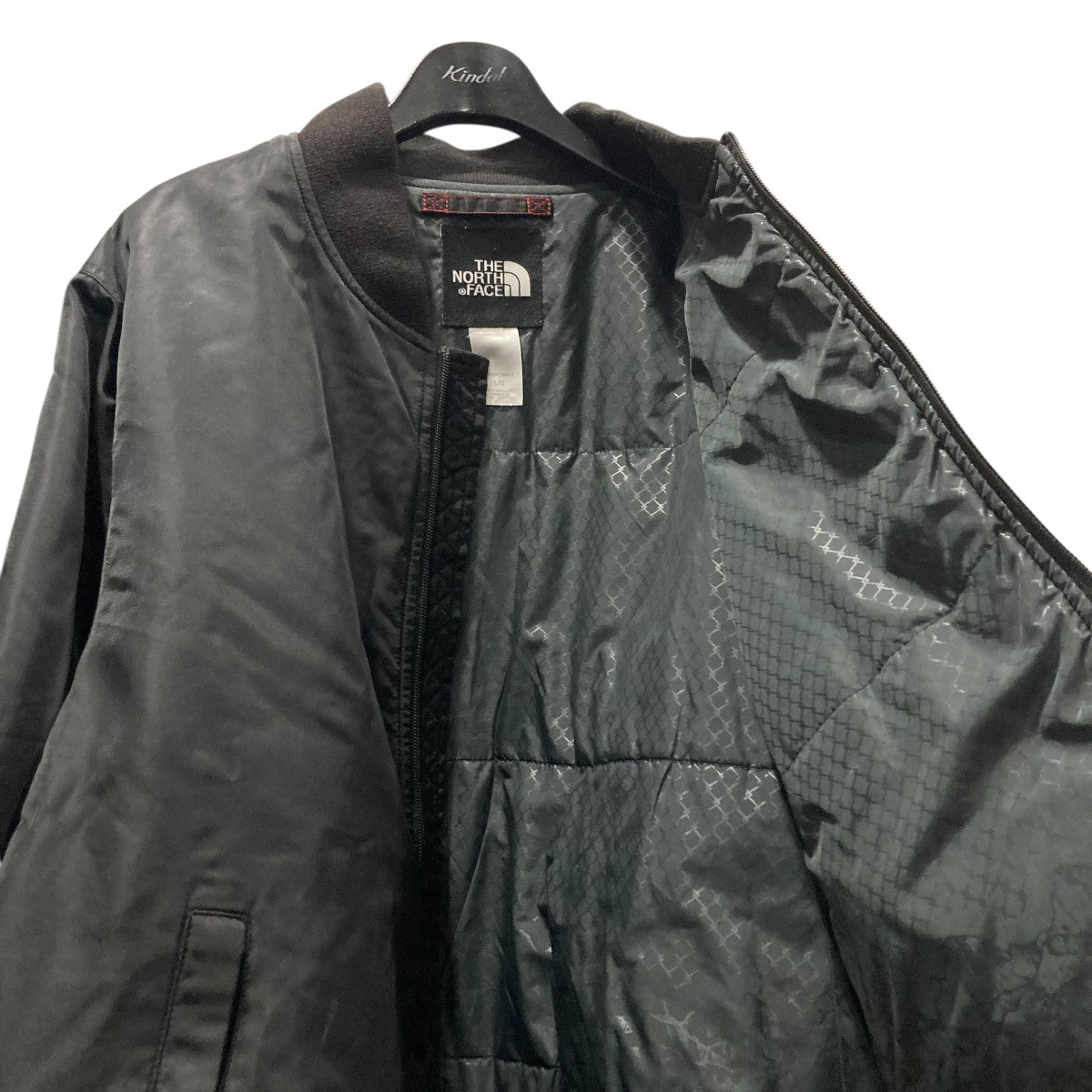 MA-1ジャケット