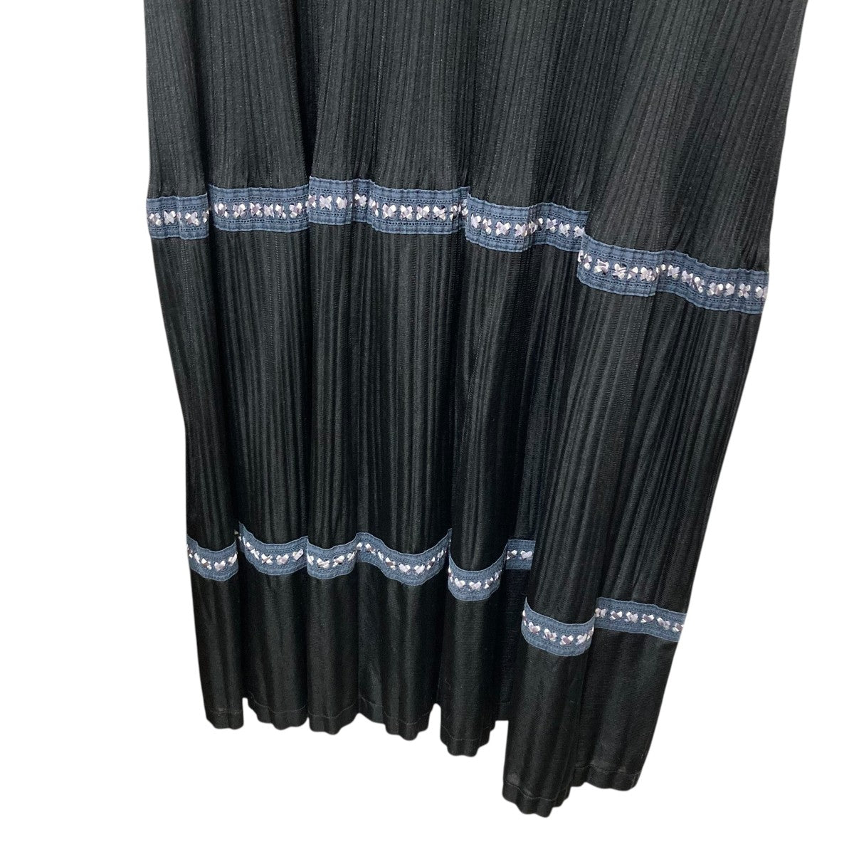 【美品】PLEATS PLEASE ノースリーブワンピース　リボン　ロング PLEATS PLEASE(プリーツプリーズ) リボンデザインノースリーブプリーツ