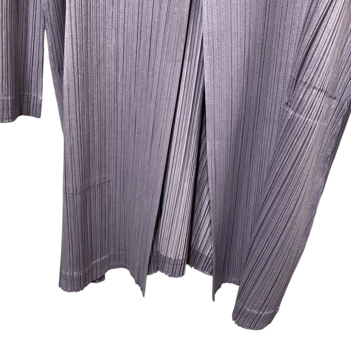 プリーツプリーズ ロングカーディガン 新品未使用 中古・古着通販】ISSEY MIYAKE (イッセイミヤケ) ロングカーディガン