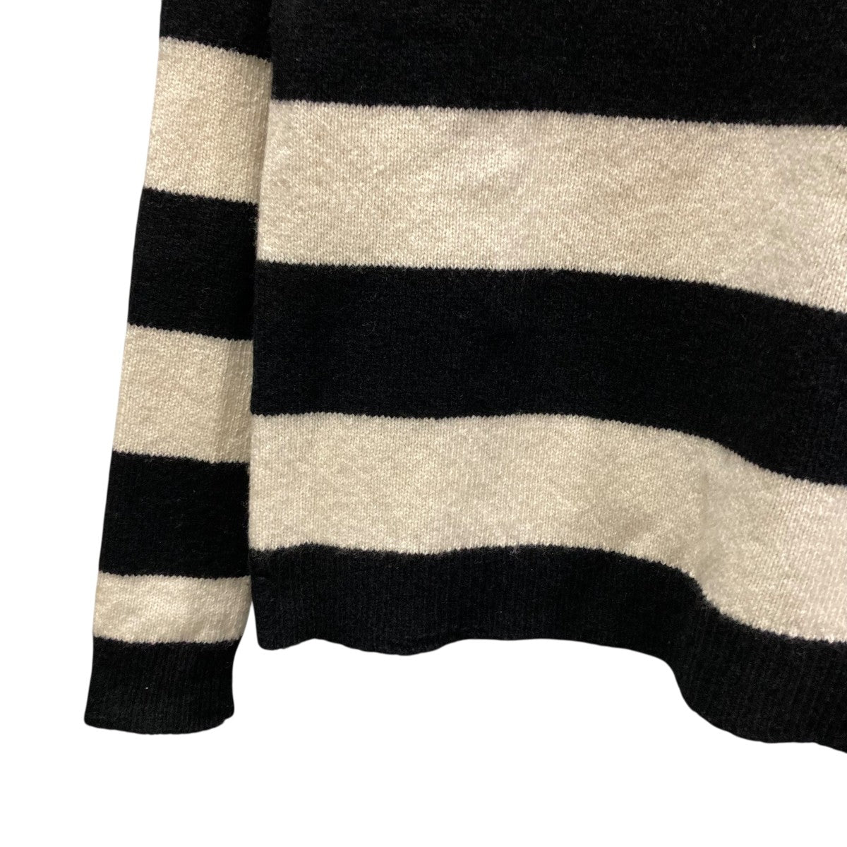 Saint Laurent Paris(サンローランパリ) カシミヤ混ダメージ加工