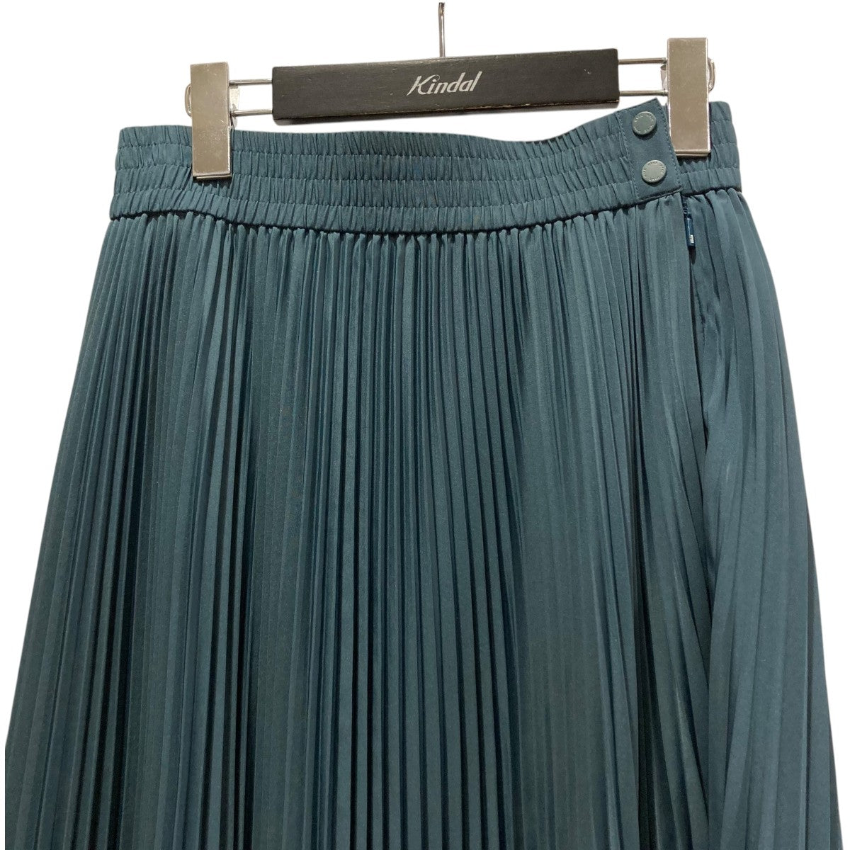 HYKE プリーツスカート サイズ2 HYKE(ハイク) 23AWTaffeta Pleated skirtプリーツスカート232-14135