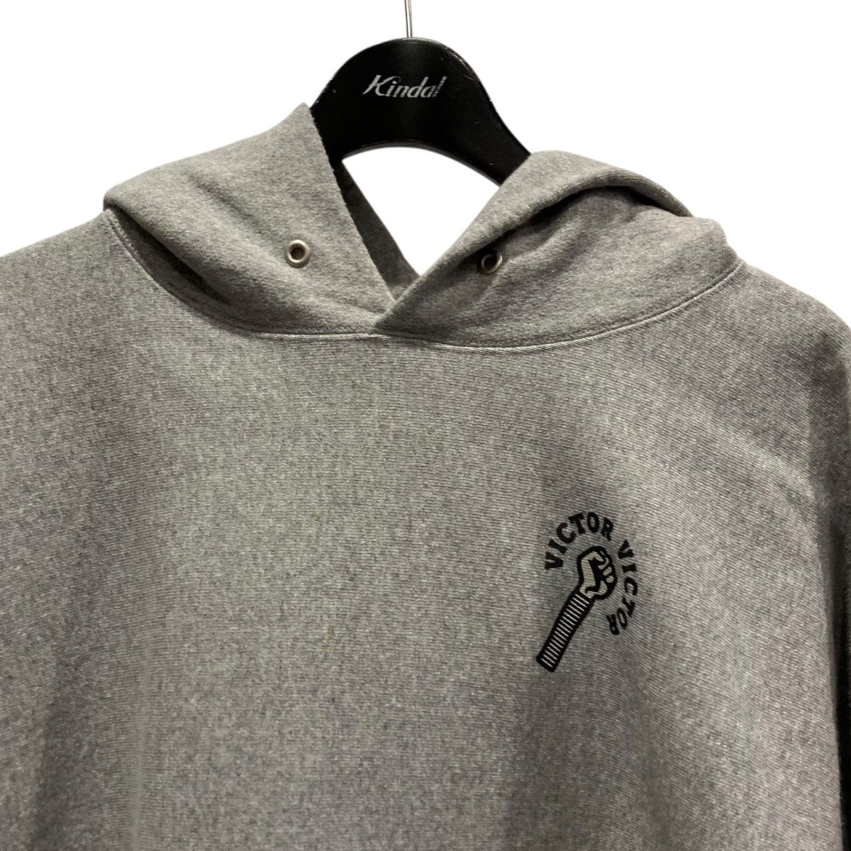 VICTOR VICTOR WORLDWIDE バックプリントプルオーバーパーカー 古着・中古-3枚目のアイテム画像
