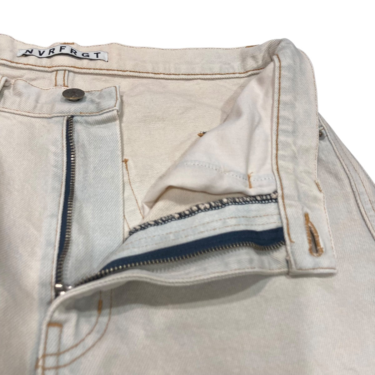 3D TWIST JEANSツイストデニムパンツNF232P05B