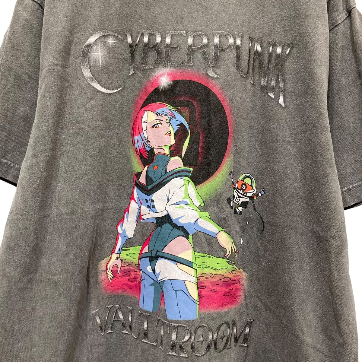 vaultroom×CYBERPUNK プリントTシャツLUCY TEE / CHARCOAL 古着・中古-4枚目のアイテム画像