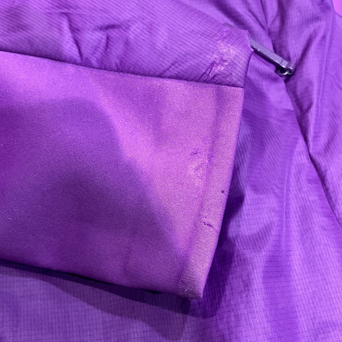 ARC’TERYX フーデッドジャケット10981 古着・中古-4枚目のアイテム画像