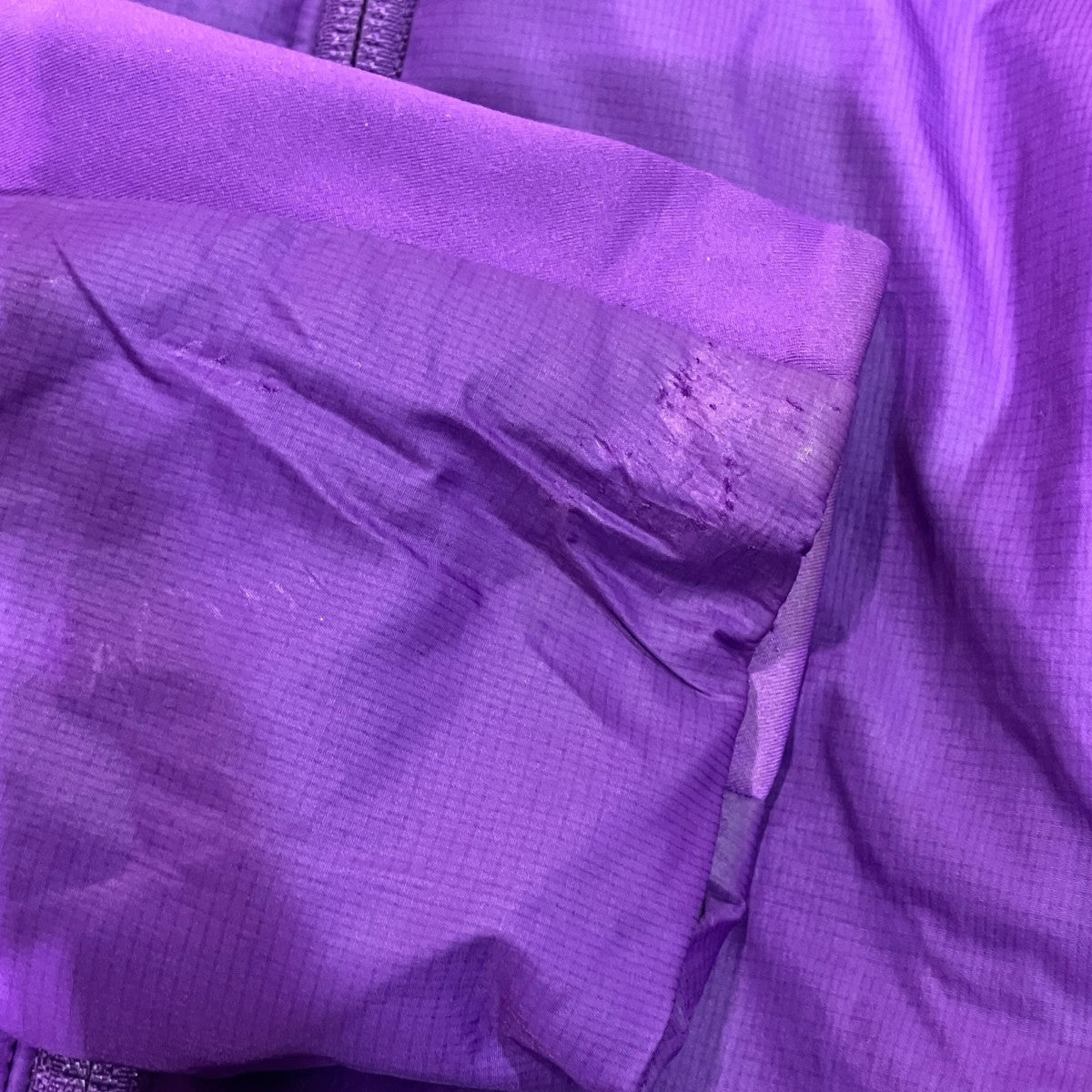 ARC’TERYX フーデッドジャケット10981 古着・中古-5枚目のアイテム画像