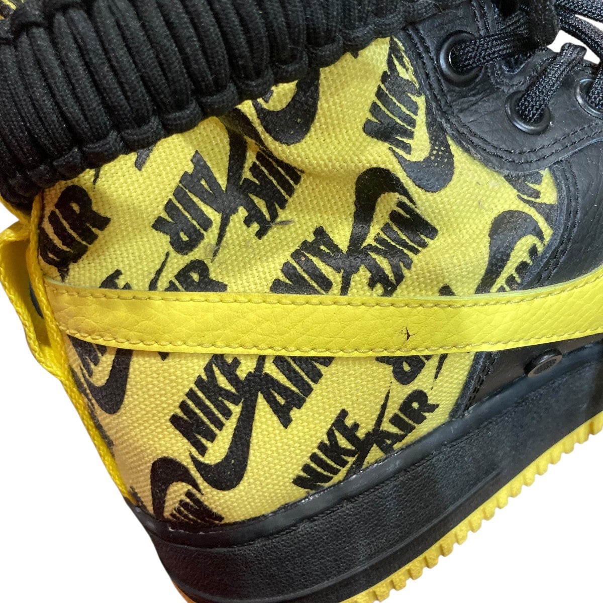 NIKE SPECIAL FIELD AIR FORCE 1ハイカットスニーカーAR1955-001