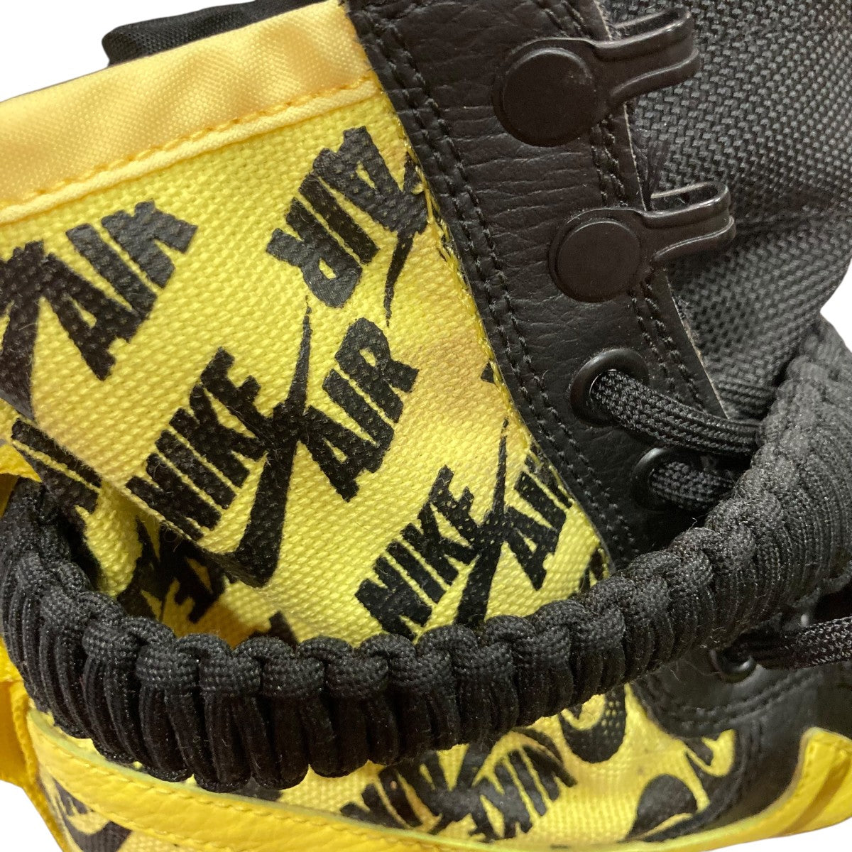 NIKE SPECIAL FIELD AIR FORCE 1ハイカットスニーカーAR1955-001