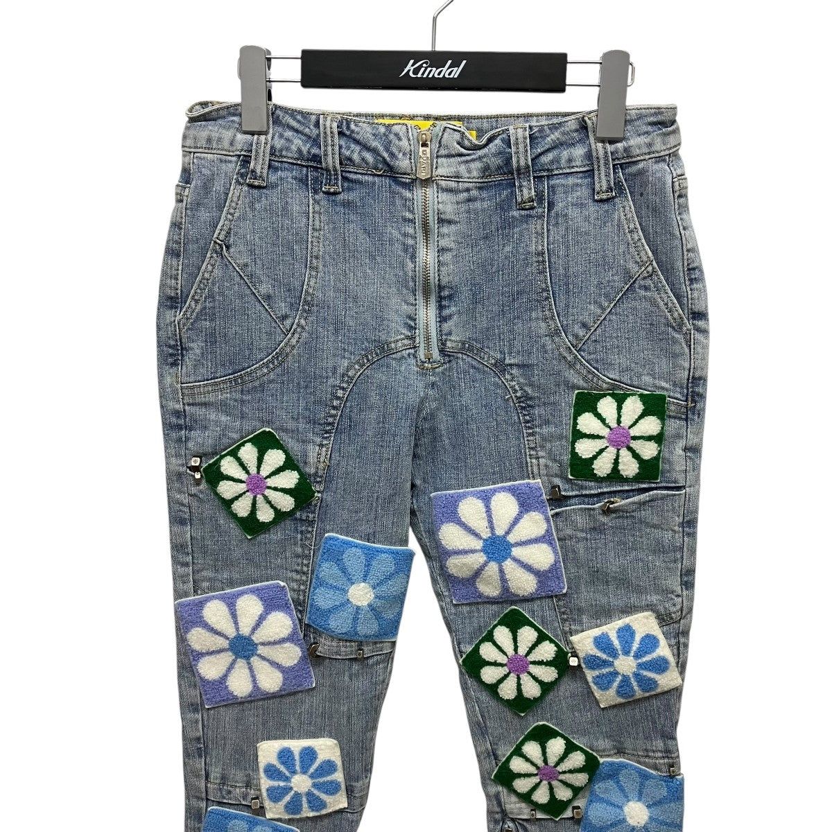 フラワーデニムパンツ