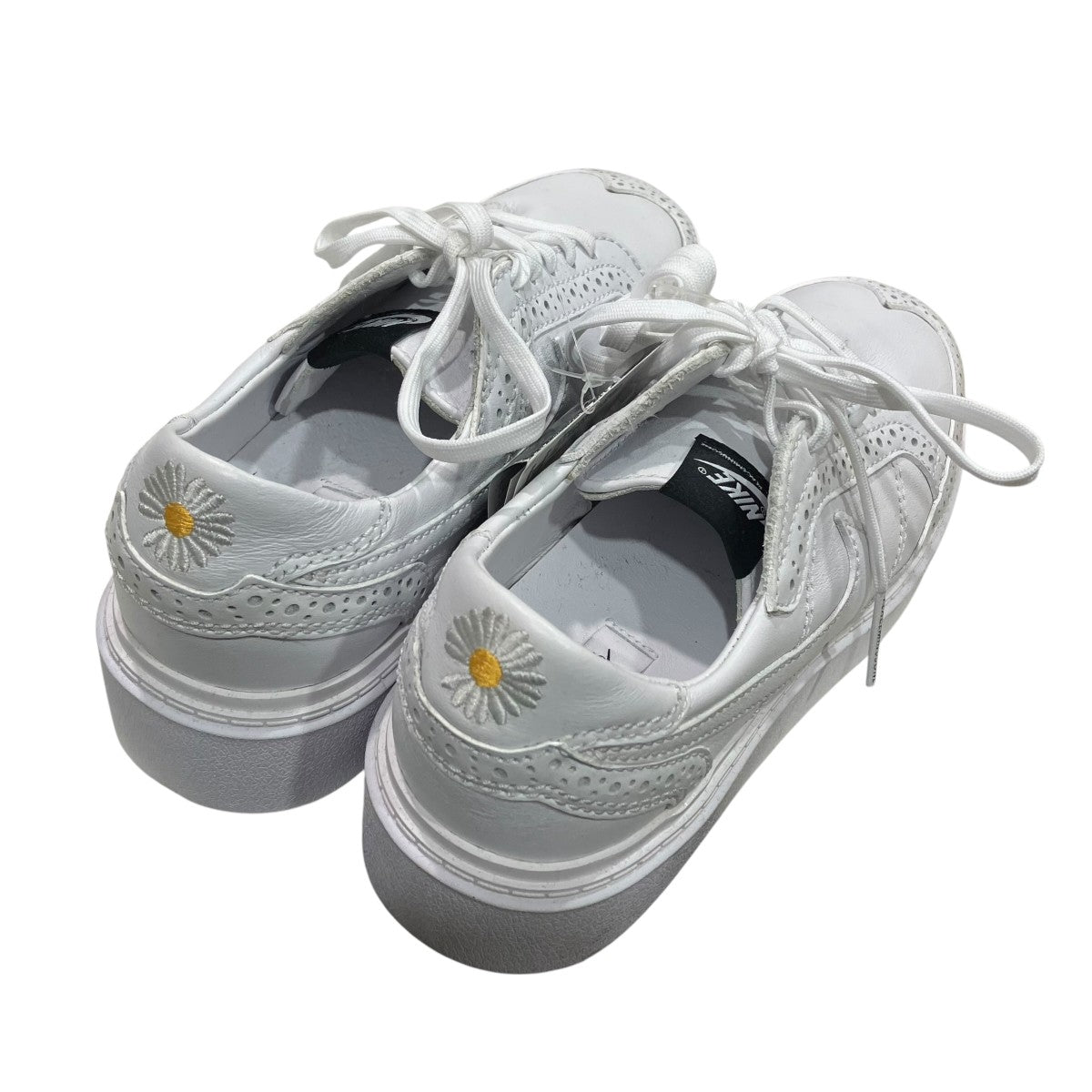 Kwondo1スニーカーDH2482