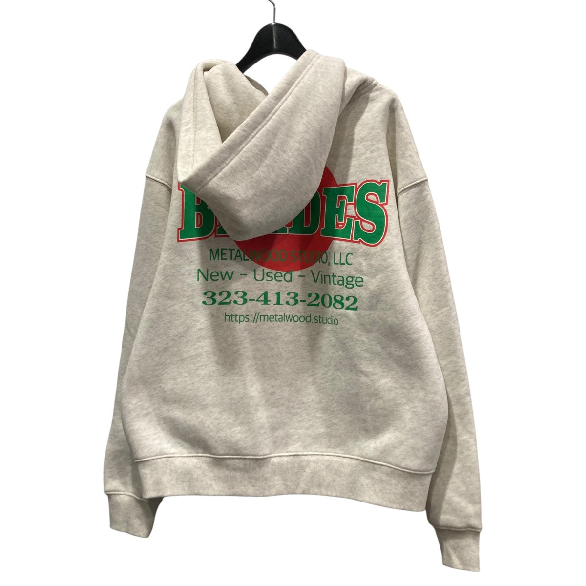 ジップパーカー