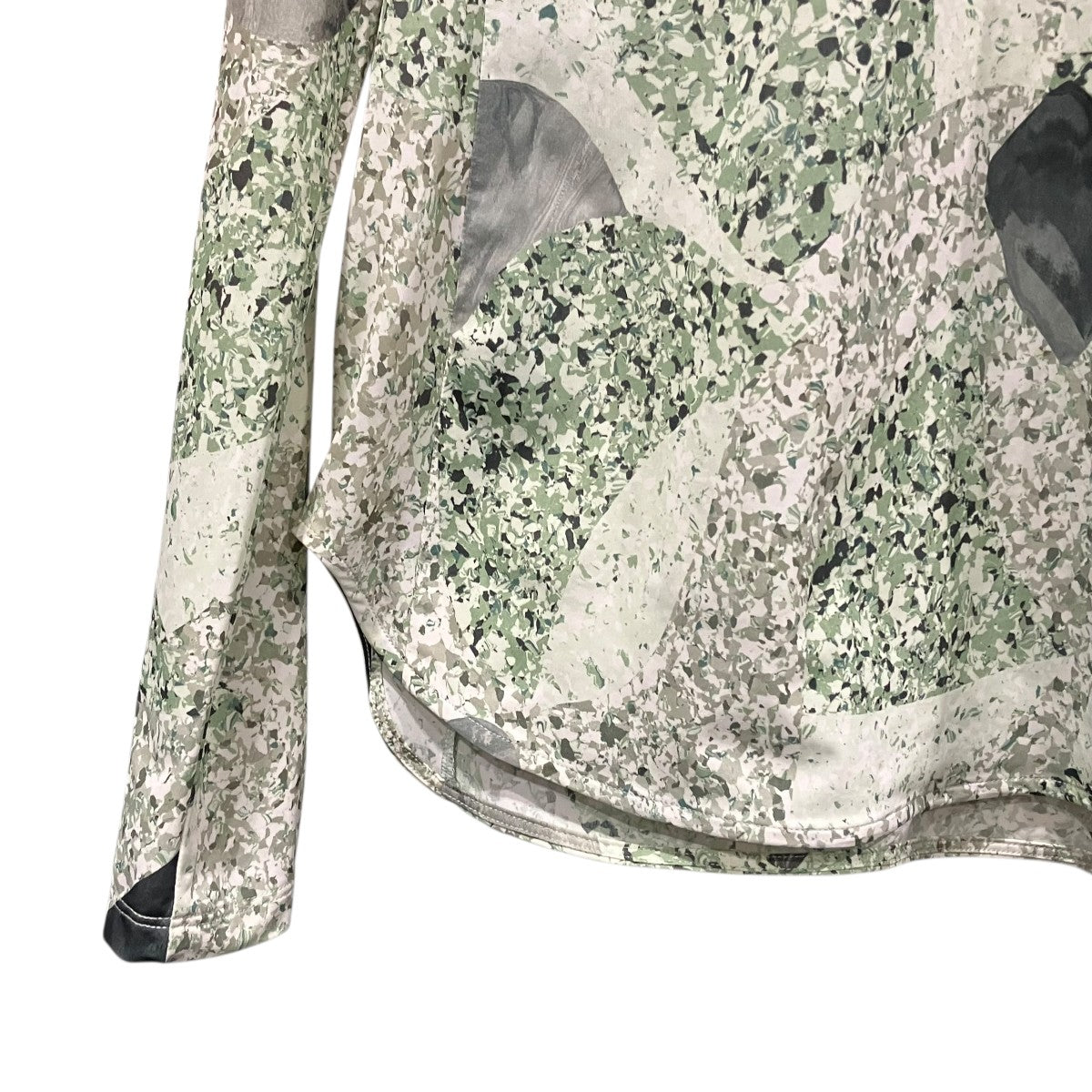 mame kurogouchi Marble Print Jersey High Neck Top総柄カットソーMM25FW-JS076 古着・中古-4枚目のアイテム画像