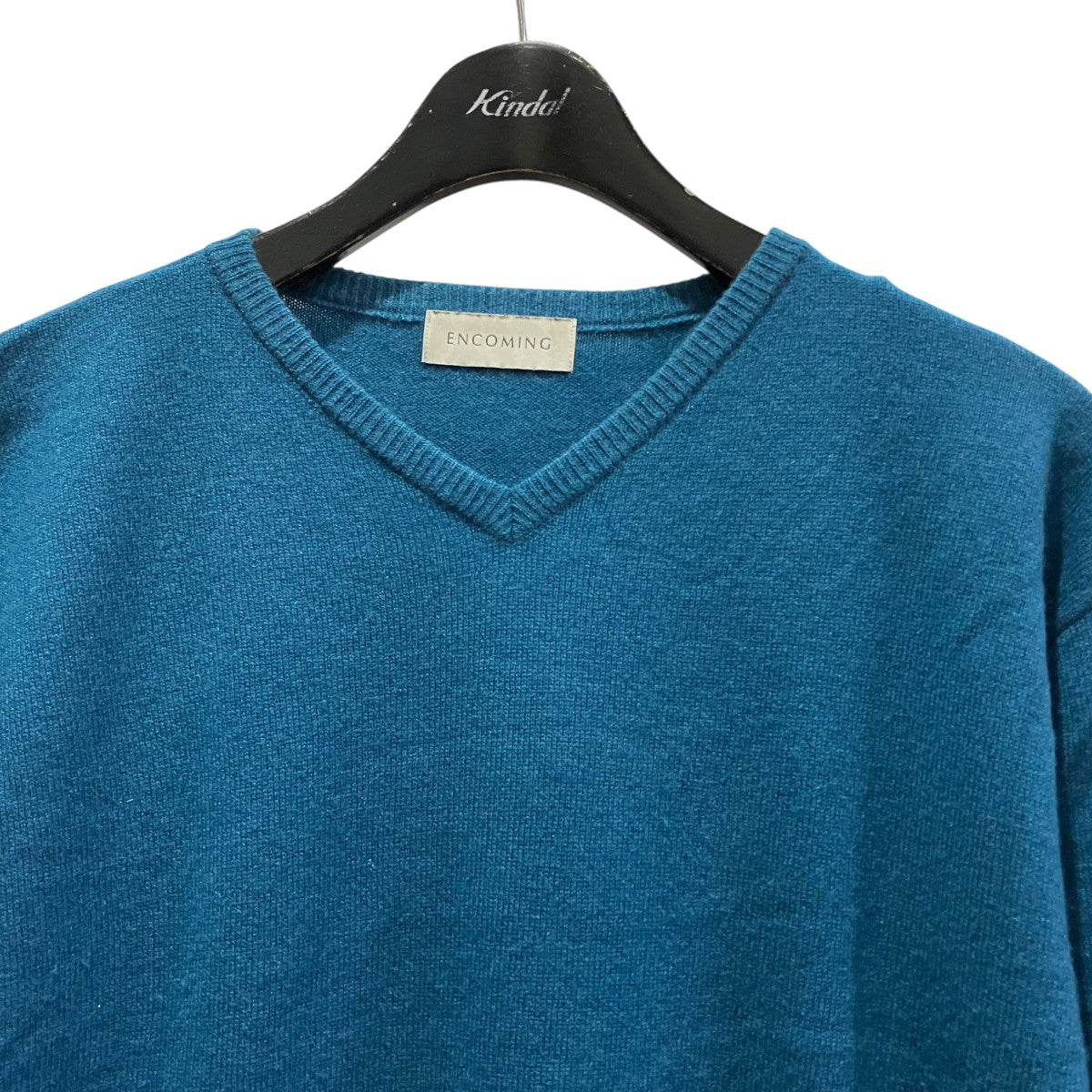 VネックニットAW25-KNVJU