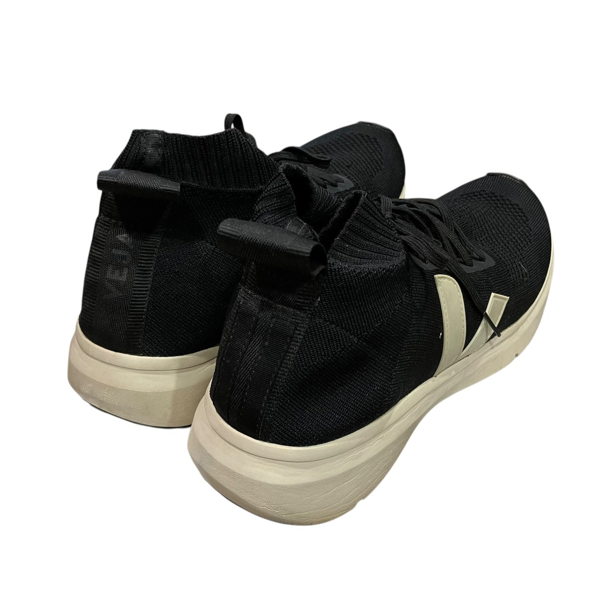 MID BLACK PIERREハイカットスニーカー