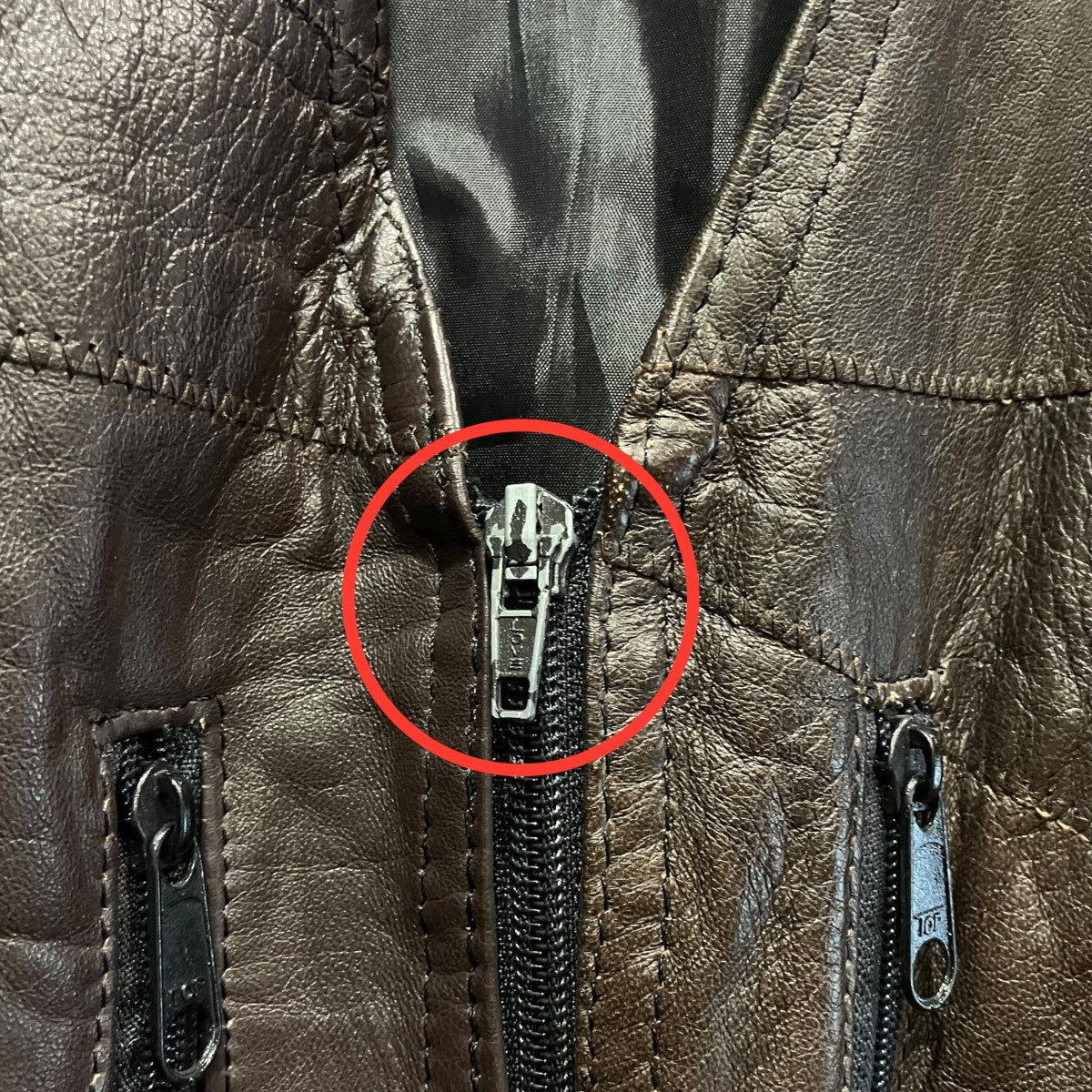 パッチワークレザーベスト