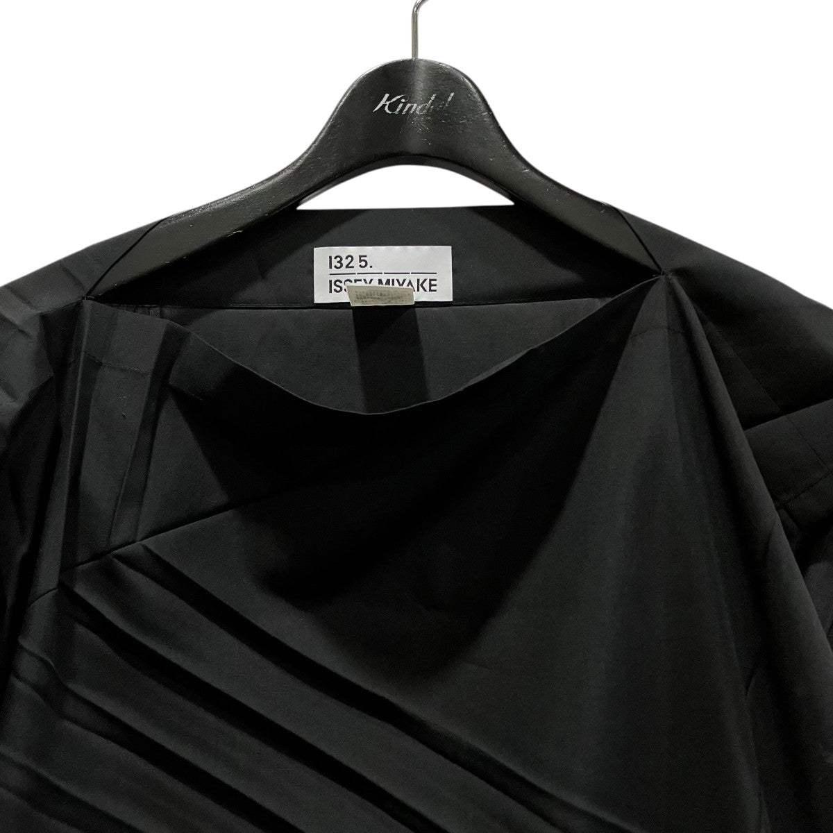 132 5． ISSEY MIYAKE プリーツ加工TシャツIL55FJ914 古着・中古-3枚目のアイテム画像
