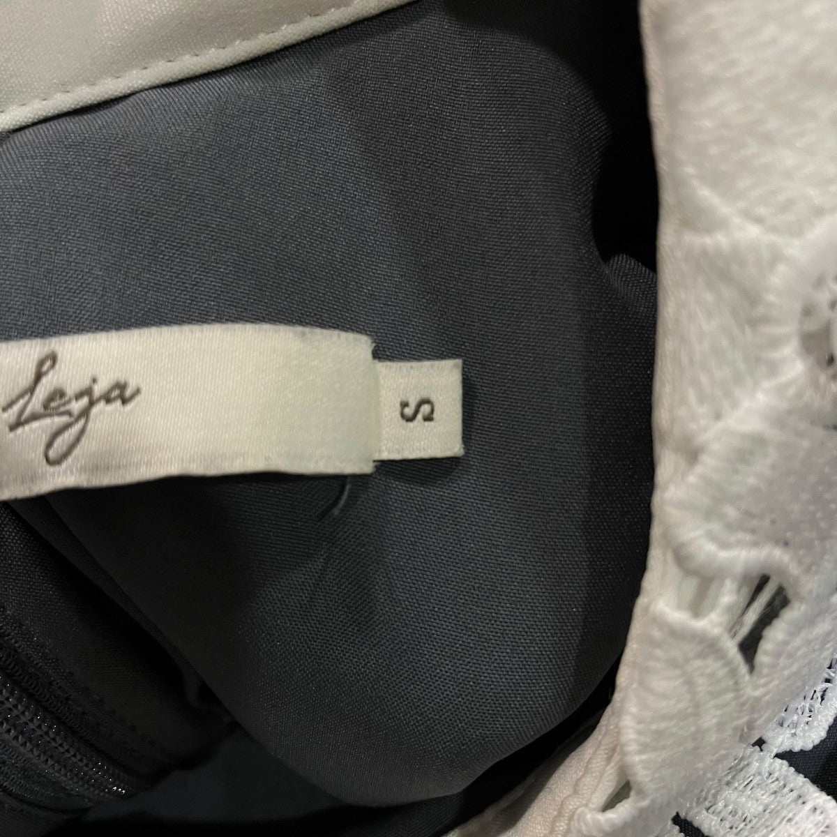 LEJA(レジャ) 花柄レースカラースパンコールAラインワンピースドレス